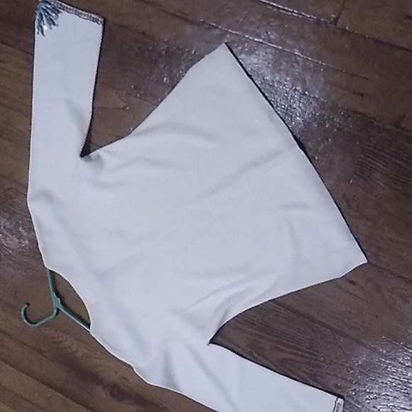 Beautiful Southwestern Style top by Joseph A. - Picture 7 of 11